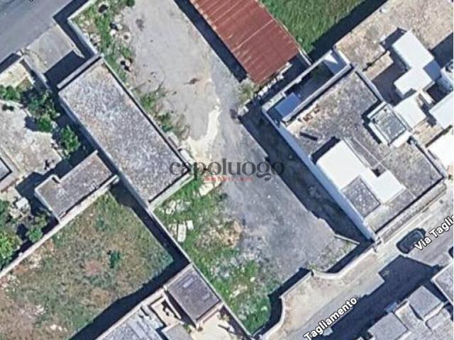 Terreno in vendita a Surbo, Lecce