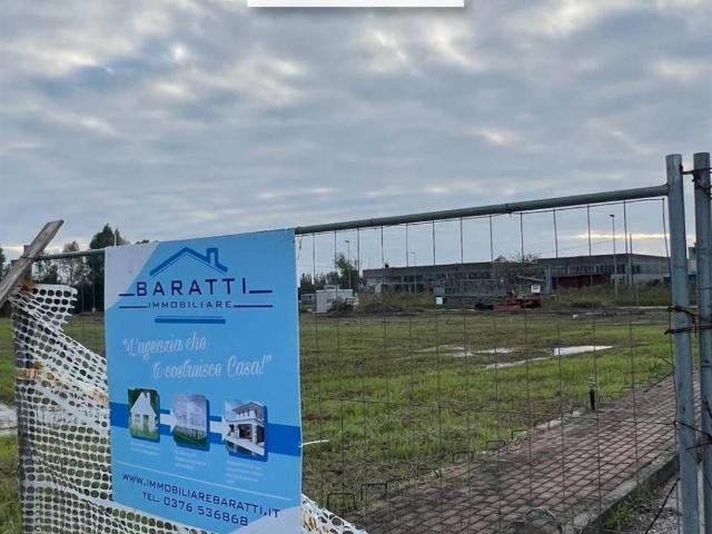 Terreno in vendita a Suzzara, Lombardia