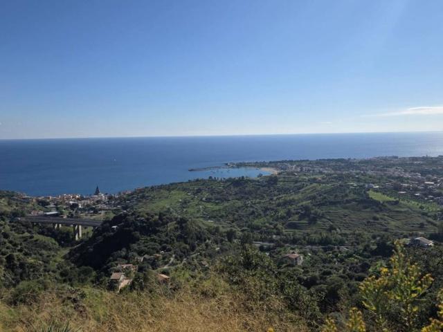 Terreno in vendita a Taormina, Sicilia