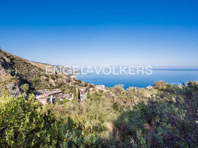 Terreno in vendita a Taormina, Sicilia