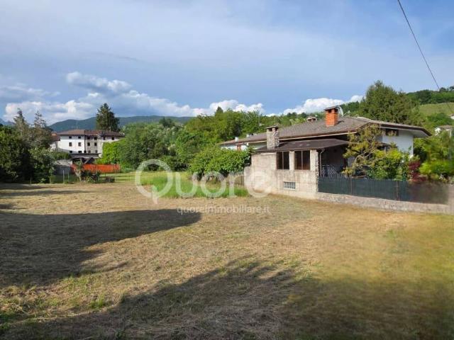 Terreno in vendita a Molinis, Tarcento