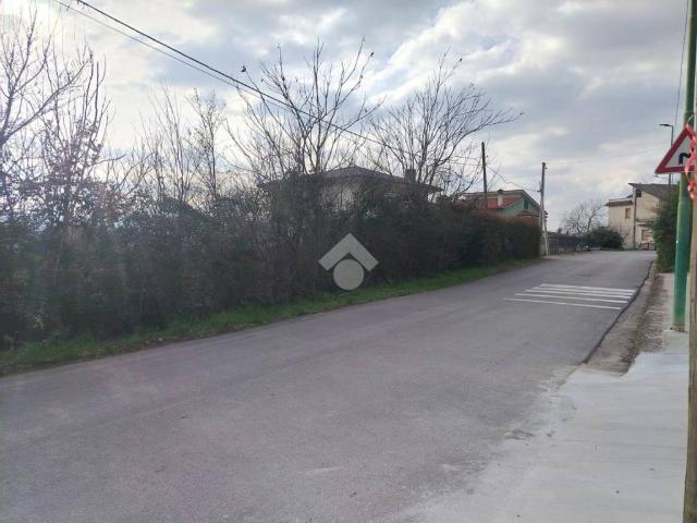 Terreno in vendita a Taurasi, Campania