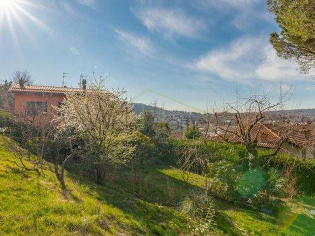 Terreno in vendita a Gilasca, Tavernerio