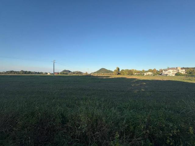 Terreno in vendita a Teolo, Villa