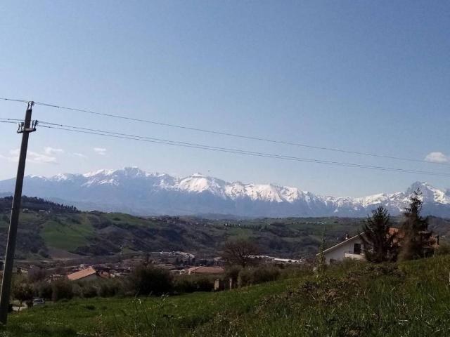Terreno in vendita a Casalena, Teramo