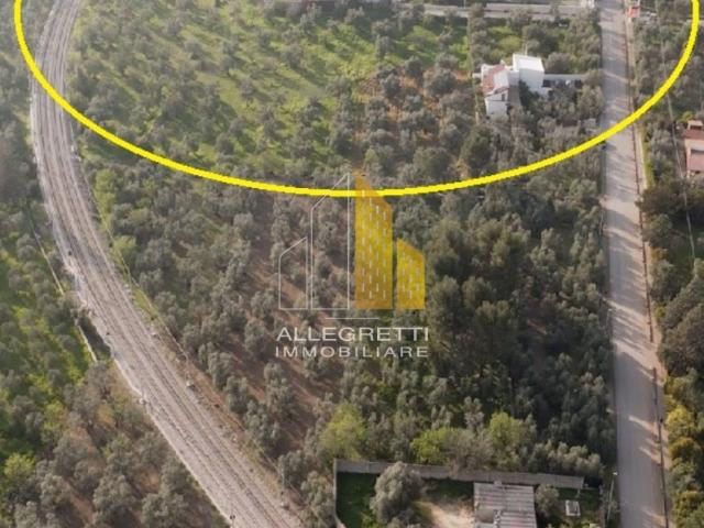 Terreno in vendita a Puglia, Bari