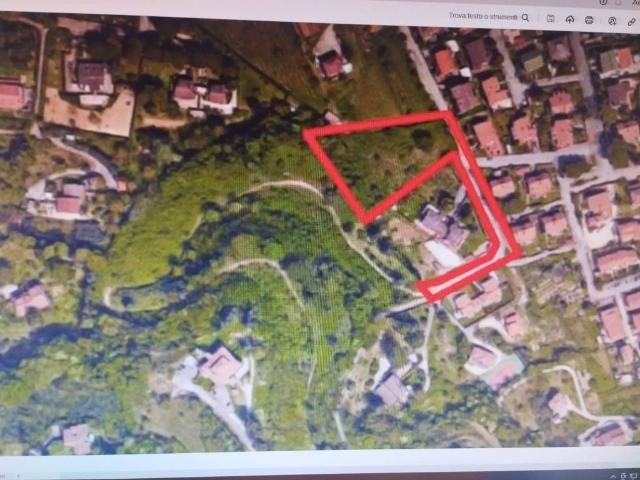 Terreno in vendita a Terni, Umbria