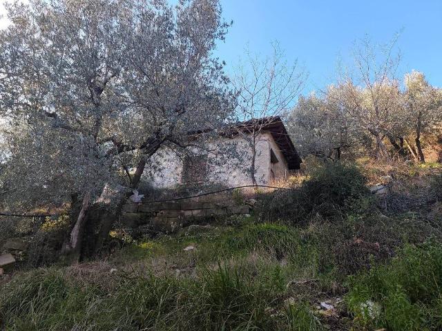 Terreno in vendita a Poggio Azzuano, Terni