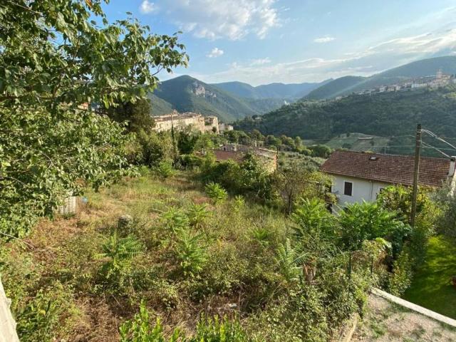 Terreno in vendita a Terni, Umbria