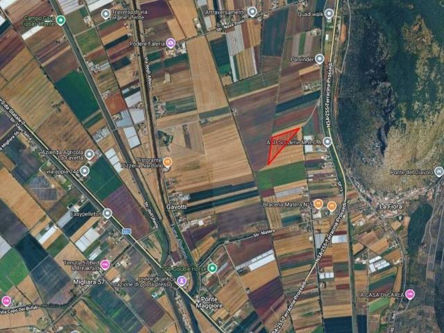 Terreno in vendita a La Fiora, Terracina