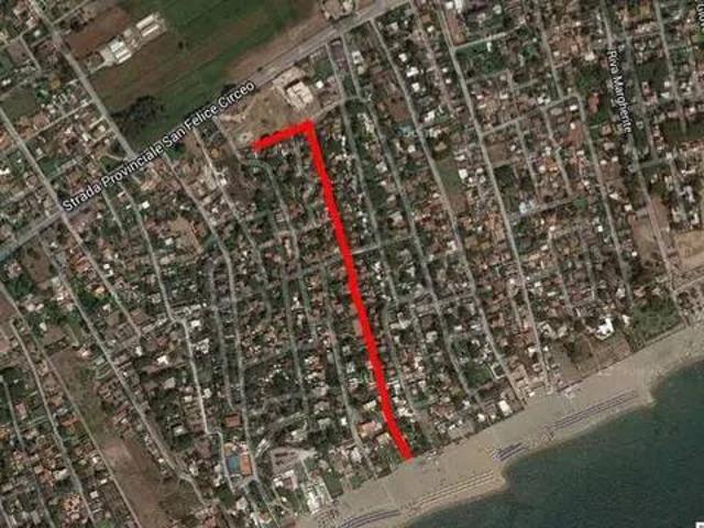 Terreno in vendita a Terracina, Latina