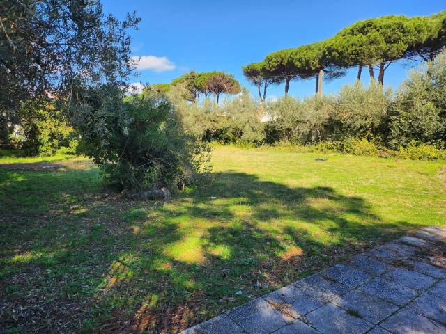 Terreno in vendita a Terracina, Lazio