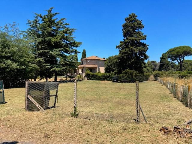 Terreno in vendita a Sabaudia, Lazio
