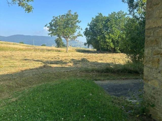 Terreno in vendita a Tizzano Val Parma, Reggio Emilia