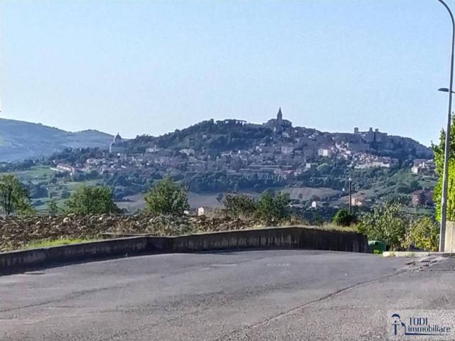 Terreno in vendita a Izzalini, Umbria