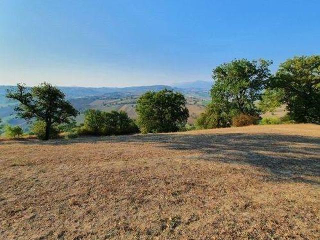 Terreno in vendita a Paterno, Marche