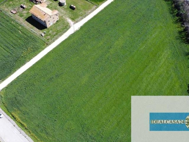 Terreno in vendita a Marche, Macerata