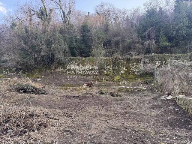 Terreno in vendita a Torno, Lombardia