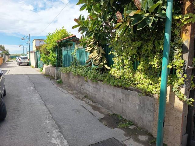 Terreno in vendita a Rovigliano, Torre Annunziata