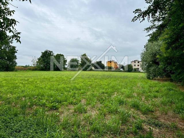 Terreno in vendita a Torrevecchia Pia, Lombardia