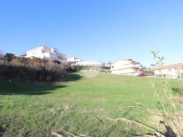 Terreno in vendita a Unione dei Comuni della Val Vibrata, Tortoreto