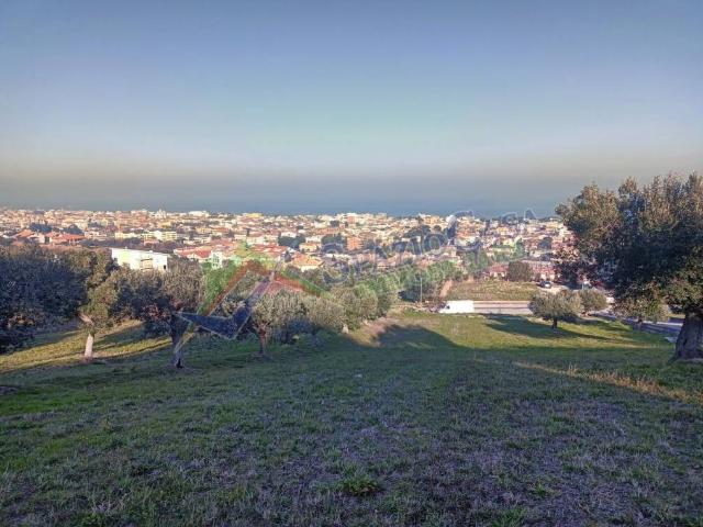 Terreno in vendita a Unione dei Comuni della Val Vibrata, Tortoreto