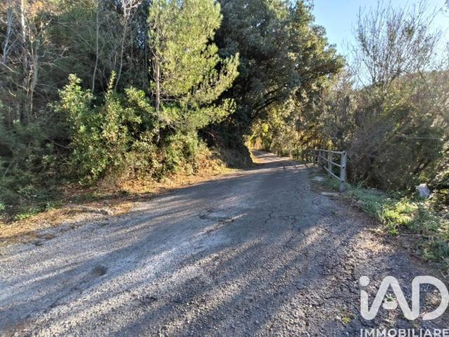 Terreno in vendita a Tovo San Giacomo, Liguria