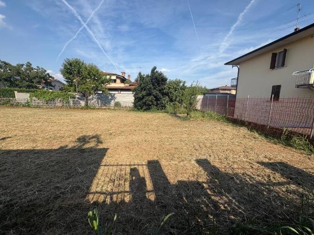 Terreno in vendita a Travagliato, Lombardia