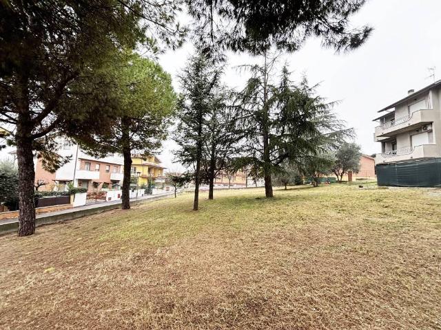 Terreno in vendita a Trecastelli, Marche