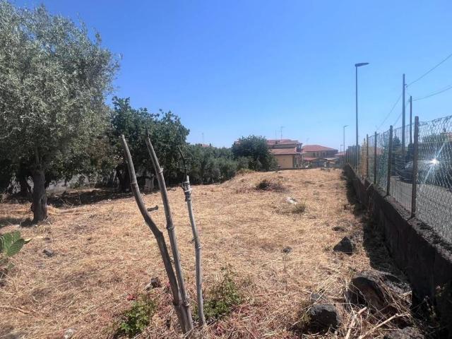 Terreno in vendita a Tremestieri Etneo, Sicilia
