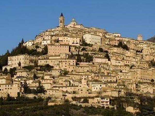 Terreno in vendita a Trevi, Umbria