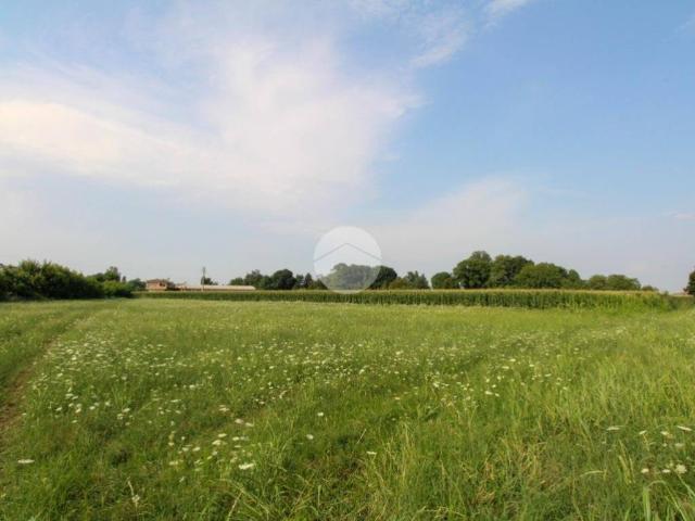 Terreno in vendita a Treviglio, Lombardia