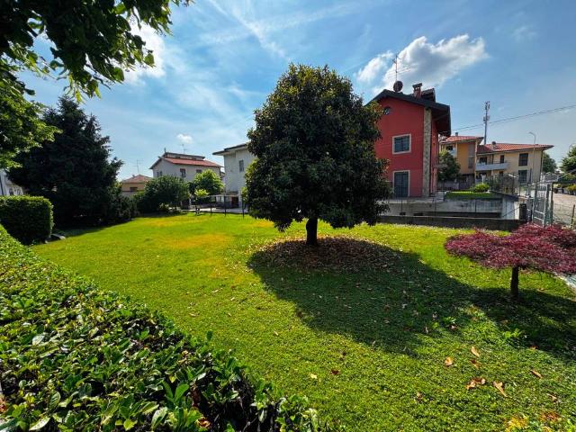 Terreno in vendita a Treviglio, Lombardia