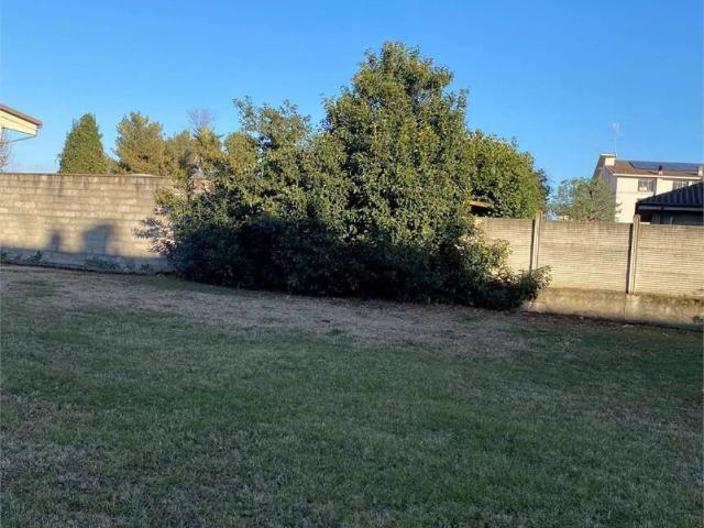 Terreno in vendita a Triuggio, Lombardia