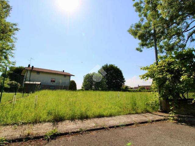 Terreno in vendita a Trivignano Udinese, Friuli-Venezia Giulia