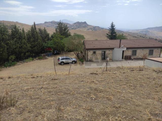 Terreno in vendita a Troina, Sicilia