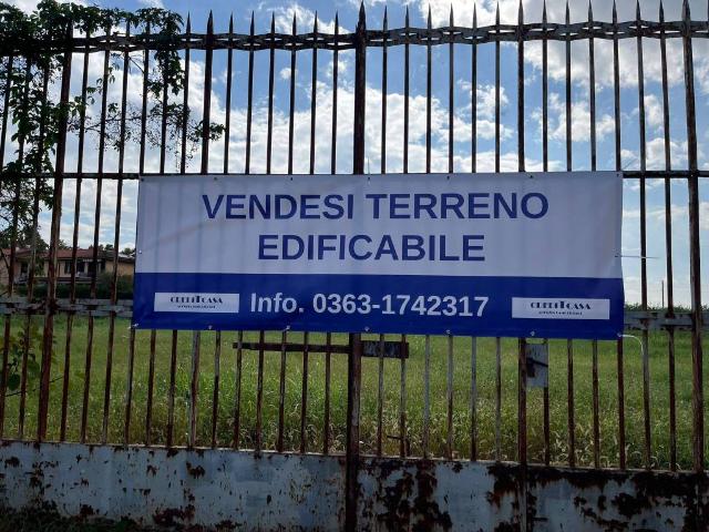 Terreno in vendita a Truccazzano, Lombardia
