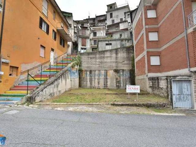 Terreno in vendita a Turania, Lazio