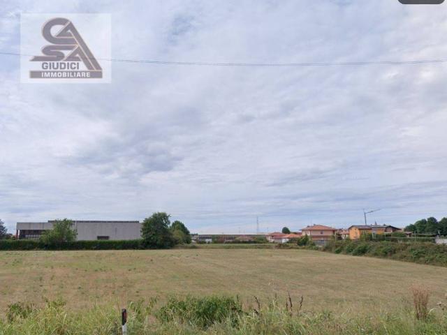 Terreno in vendita a Turate, Lombardia