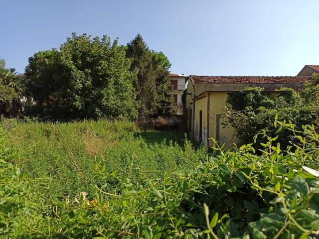 Terreno in vendita a Turate, Lombardia