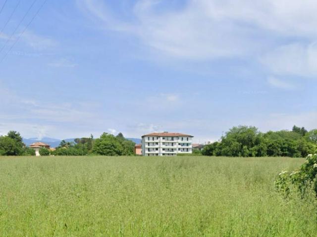 Terreno in vendita a Rizzi, Reana Del Roiale