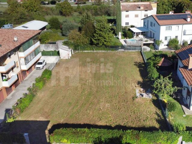 Terreno in vendita a Casali Osellin, Udine / Udin