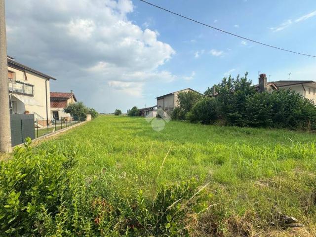 Terreno in vendita a Reana Del Roiale, Friuli-Venezia Giulia