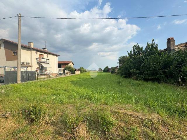 Terreno in vendita a Reana Del Roiale, Friuli-Venezia Giulia