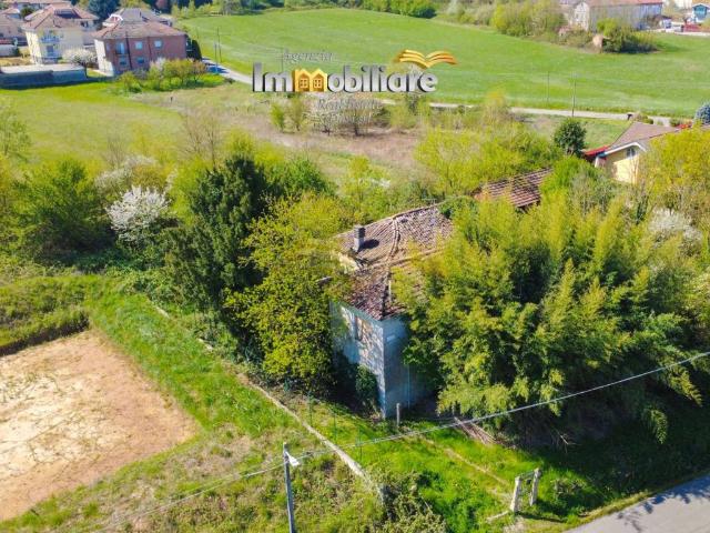 Terreno in vendita a Fontanile, Piemonte