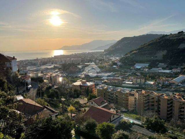 Terreno in vendita a Vallecrosia, Liguria