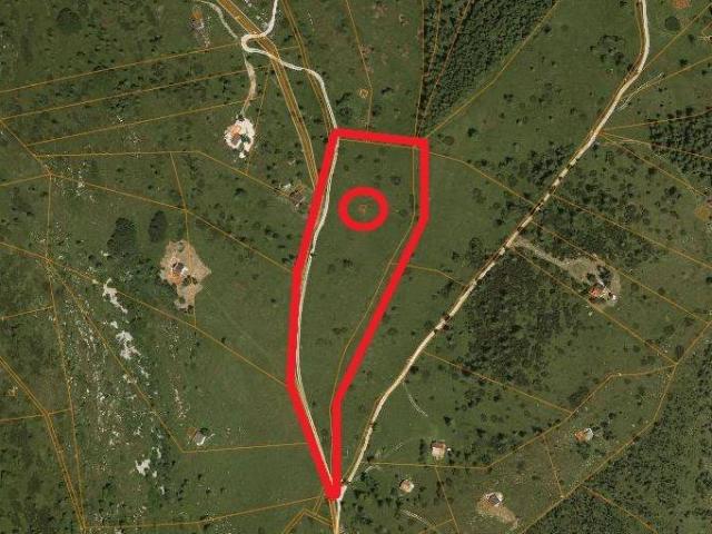 Terreno in vendita a Comunità della Valle dei Laghi, Lon