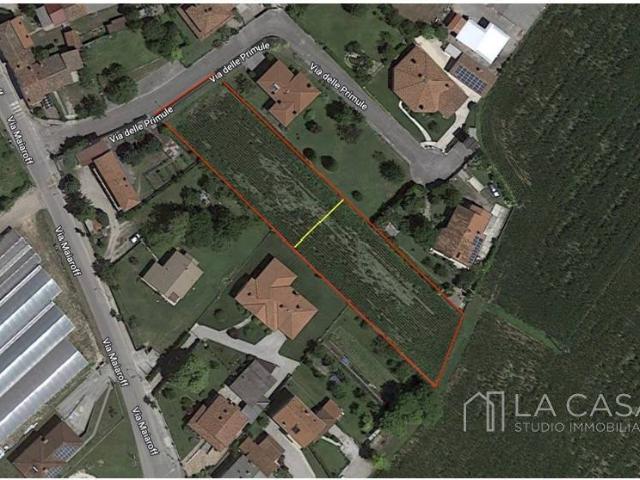 Terreno in vendita a Arzene / Darzin, Valvasone Arzene / Voleson Darzin