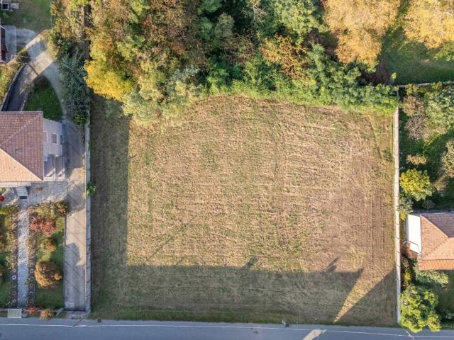Terreno in vendita a Vanzaghello, Lombardia