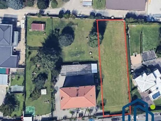 Terreno in vendita a Vanzago, Lombardia